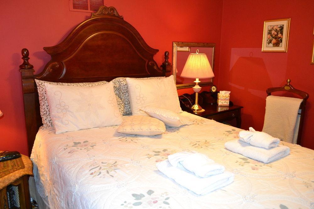 Williams Gate Bed & Breakfast Private Suites Niagara-on-the-Lake Eksteriør billede
