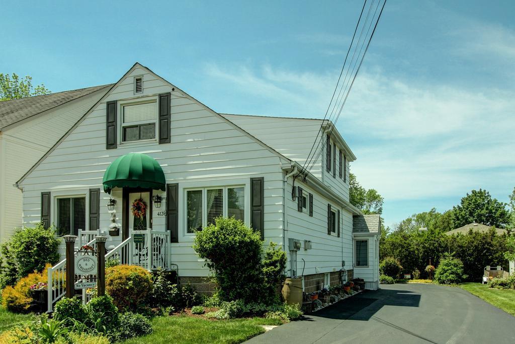 Williams Gate Bed & Breakfast Private Suites Niagara-on-the-Lake Eksteriør billede