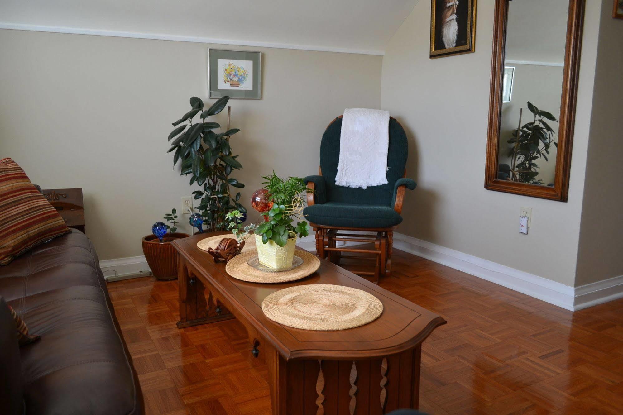 Williams Gate Bed & Breakfast Private Suites Niagara-on-the-Lake Eksteriør billede
