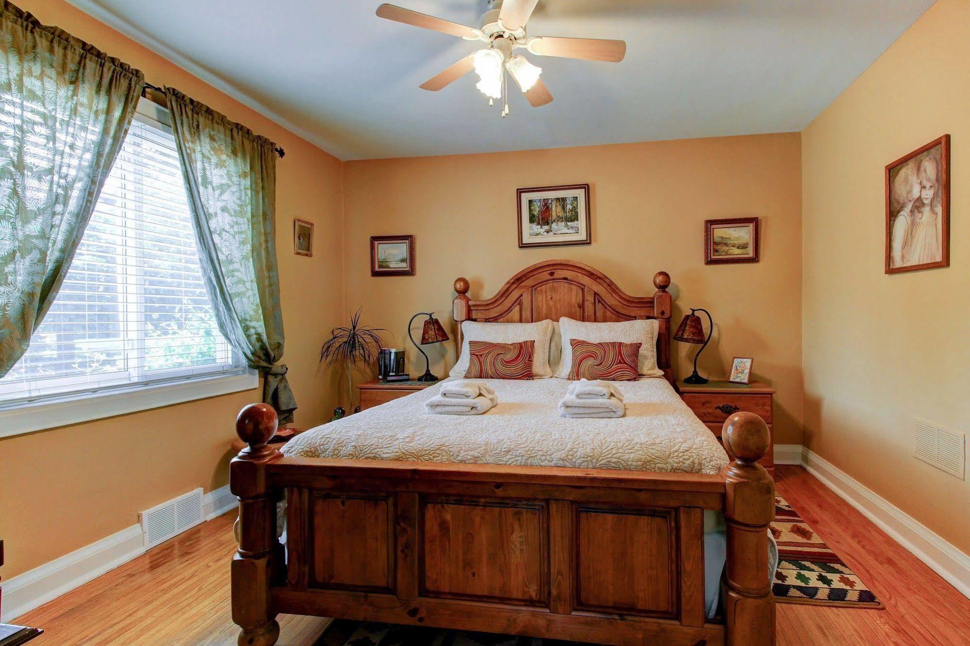 Williams Gate Bed & Breakfast Private Suites Niagara-on-the-Lake Eksteriør billede