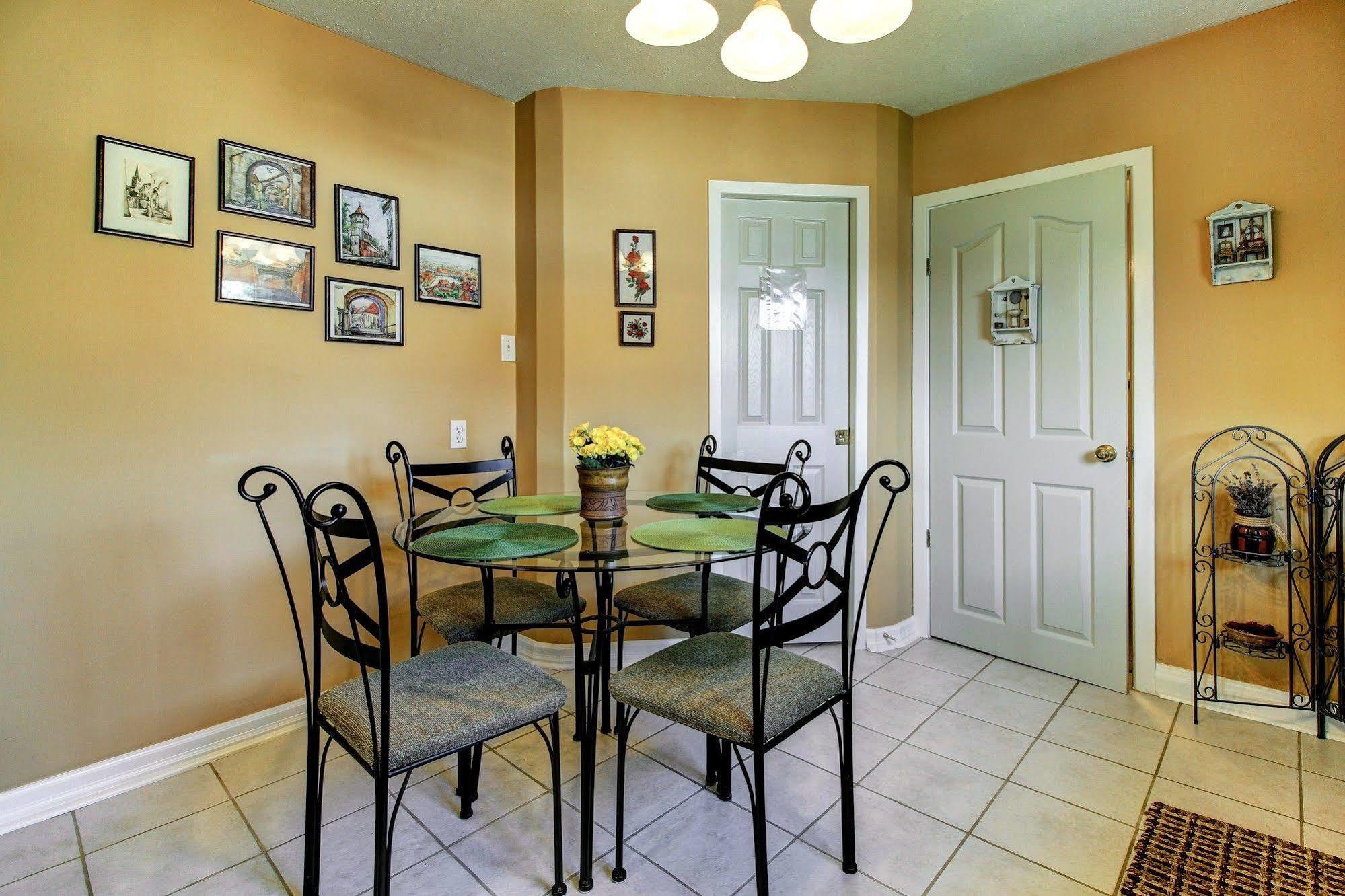 Williams Gate Bed & Breakfast Private Suites Niagara-on-the-Lake Eksteriør billede